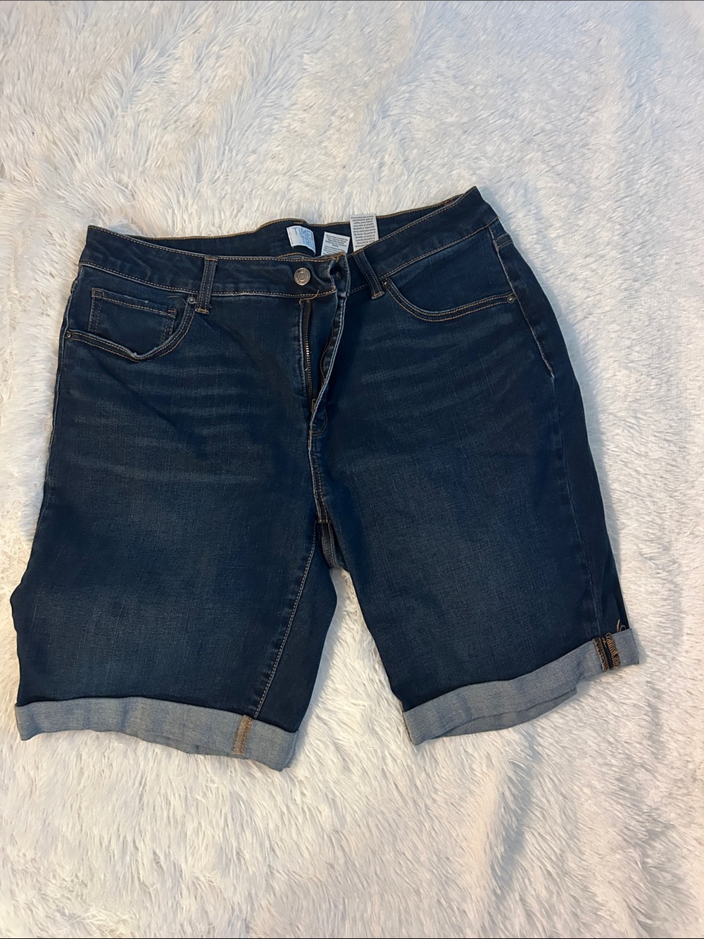 Time and Tru Dark Indigo Rolled-Hem Jean Shorts